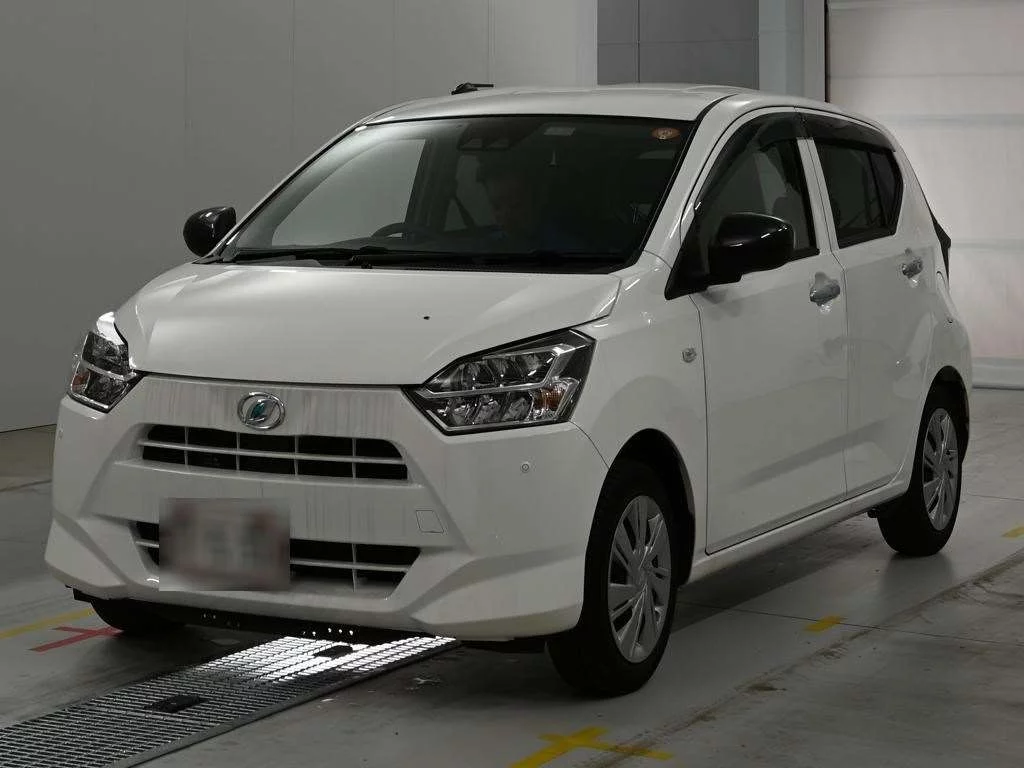 Daihatsu Mira e:S LA350S 2021